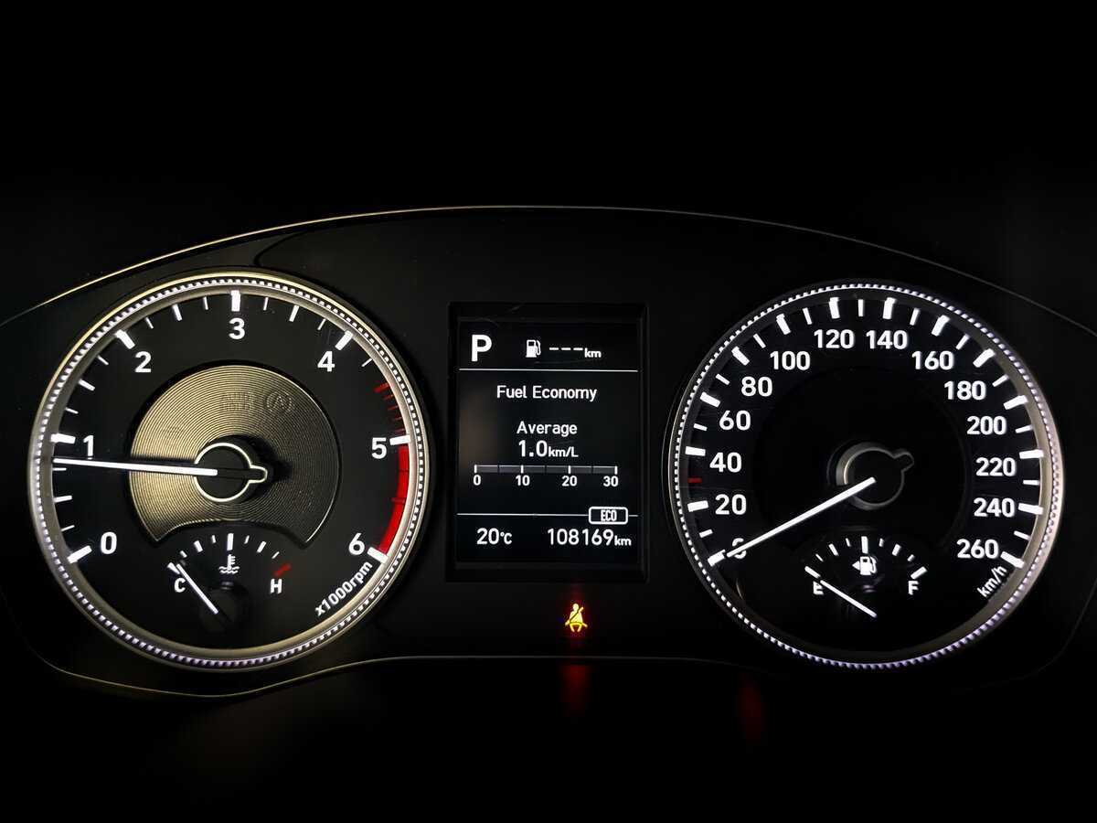 Купить Hyundai Santa Fe с пробегом. Фото: #10