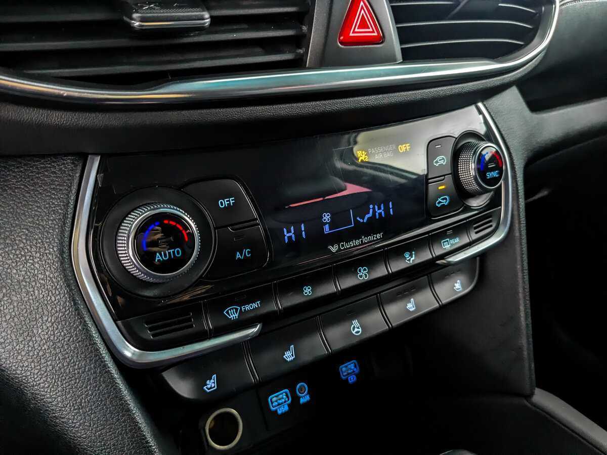Купить Hyundai Santa Fe с пробегом. Фото: #22