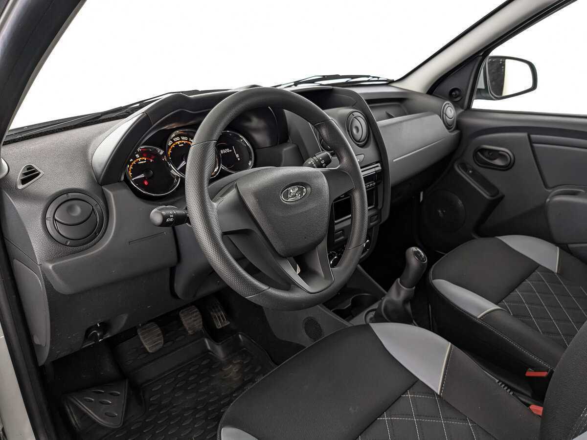 Купить Lada (ВАЗ) Largus с пробегом. Фото: #10