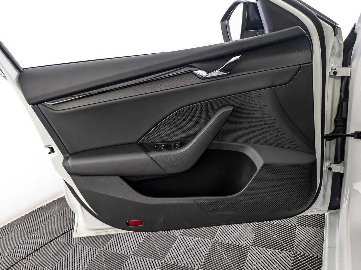 Купить Skoda Octavia с пробегом. Фото: #13