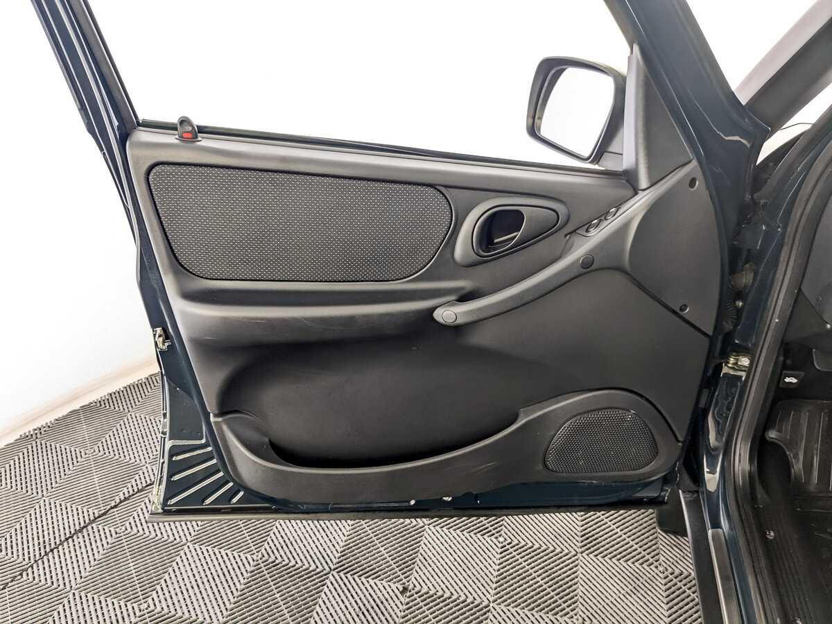 Купить Lada (ВАЗ) Niva с пробегом. Фото: #13