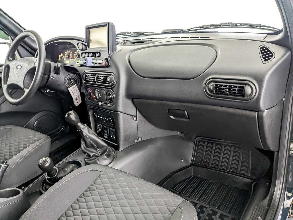 Купить Lada (ВАЗ) Niva с пробегом. Фото: #8