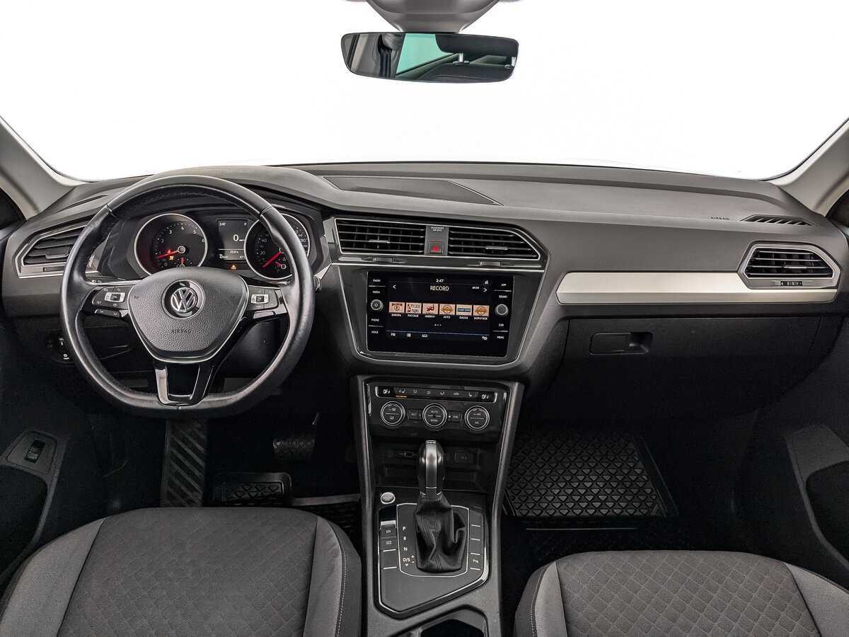 Купить Volkswagen Tiguan с пробегом. Фото: #9