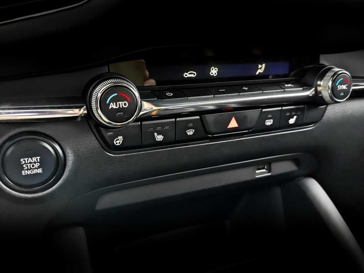 Купить Mazda 3 с пробегом. Фото: #19