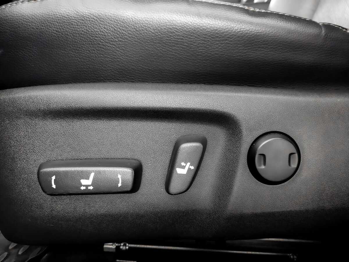 Купить Toyota Camry с пробегом. Фото: #16