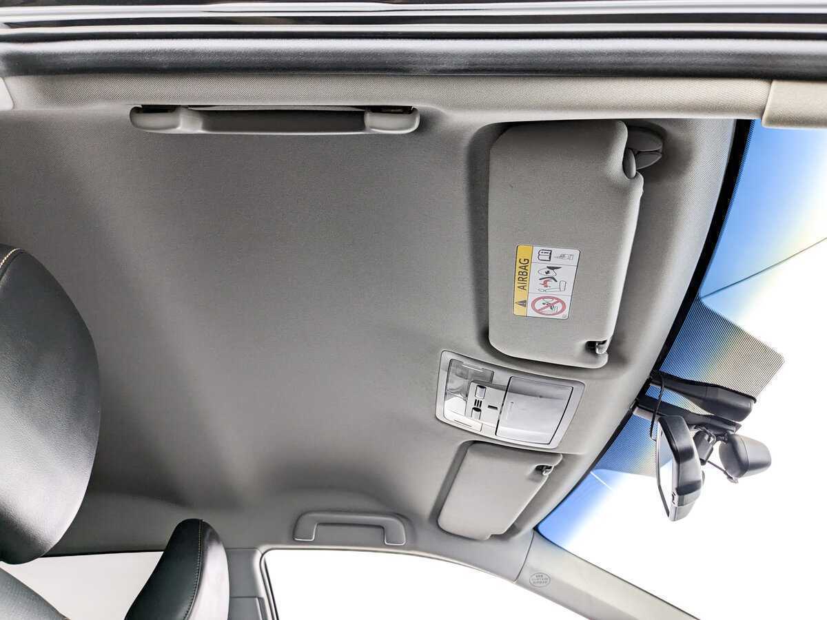 Купить Toyota Camry с пробегом. Фото: #18