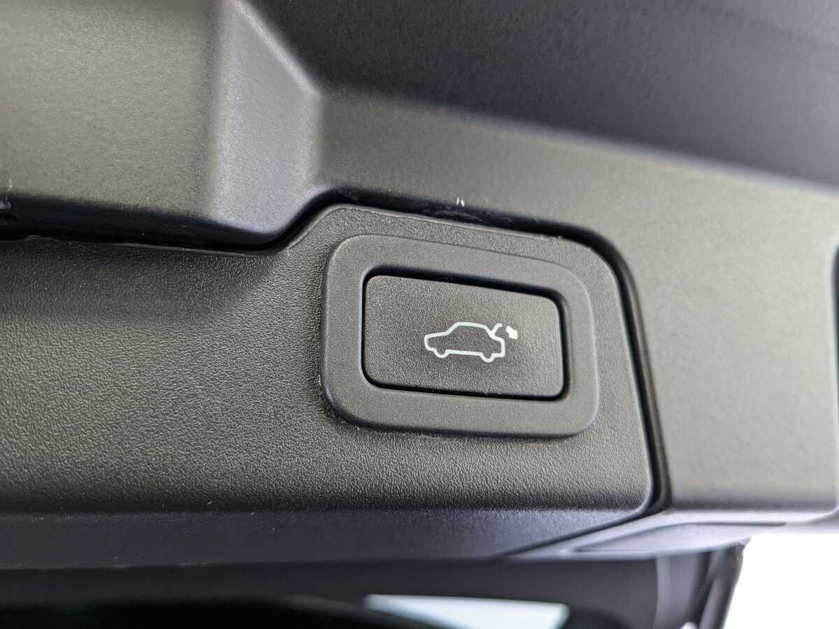 Купить Land Rover Range Rover Evoque с пробегом. Фото: #24