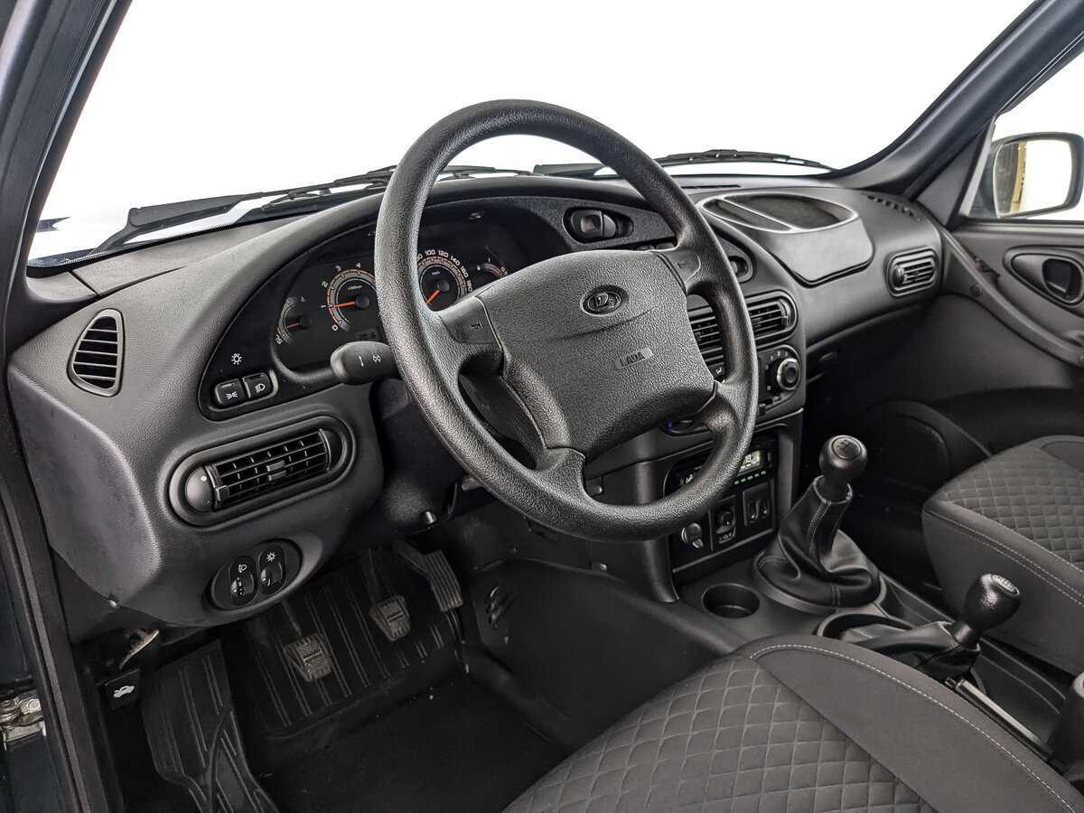 Купить Lada (ВАЗ) Niva с пробегом. Фото: #10