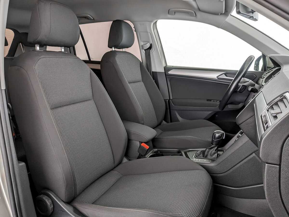 Купить Volkswagen Tiguan с пробегом. Фото: #18