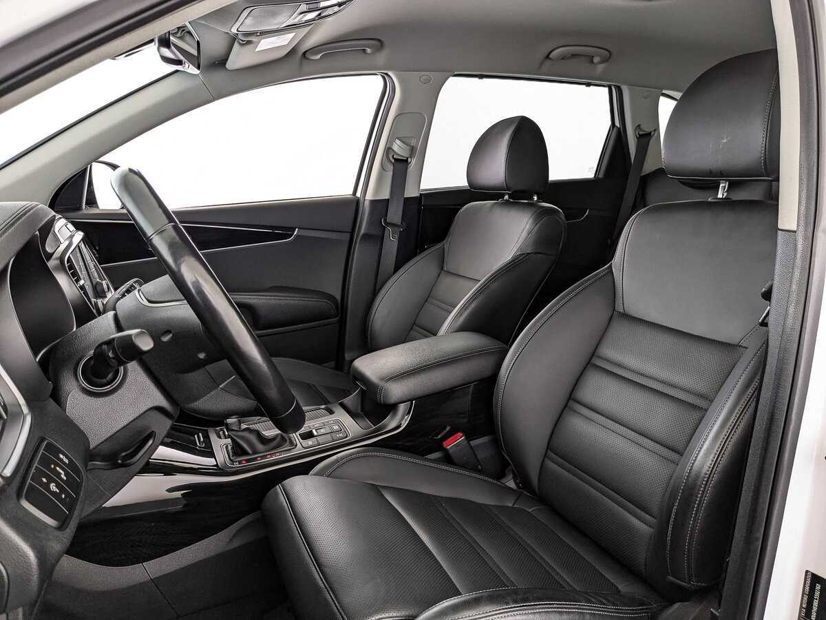 Купить Kia Sorento с пробегом. Фото: #15