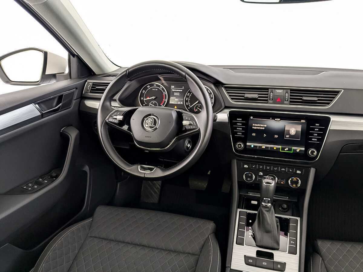 Купить Skoda Superb с пробегом. Фото: #21