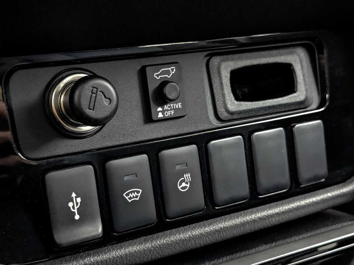 Купить Mitsubishi Outlander с пробегом. Фото: #16