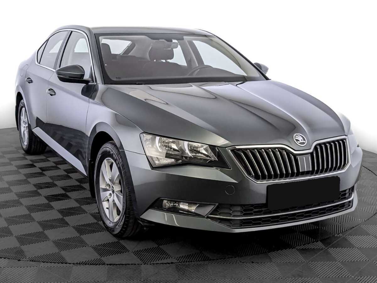 Купить Skoda Superb с пробегом. Фото: #2