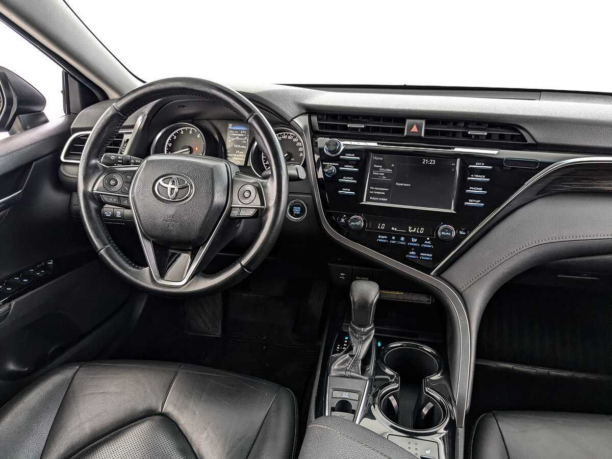 Купить Toyota Camry с пробегом. Фото: #16
