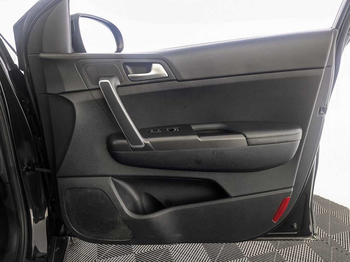 Купить Kia Sportage с пробегом. Фото: #18