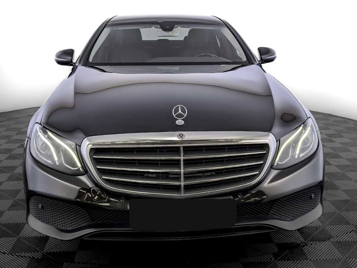 Купить Mercedes-Benz E-Класс с пробегом. Фото: #1