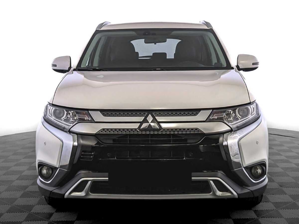 Купить Mitsubishi Outlander с пробегом. Фото: #1