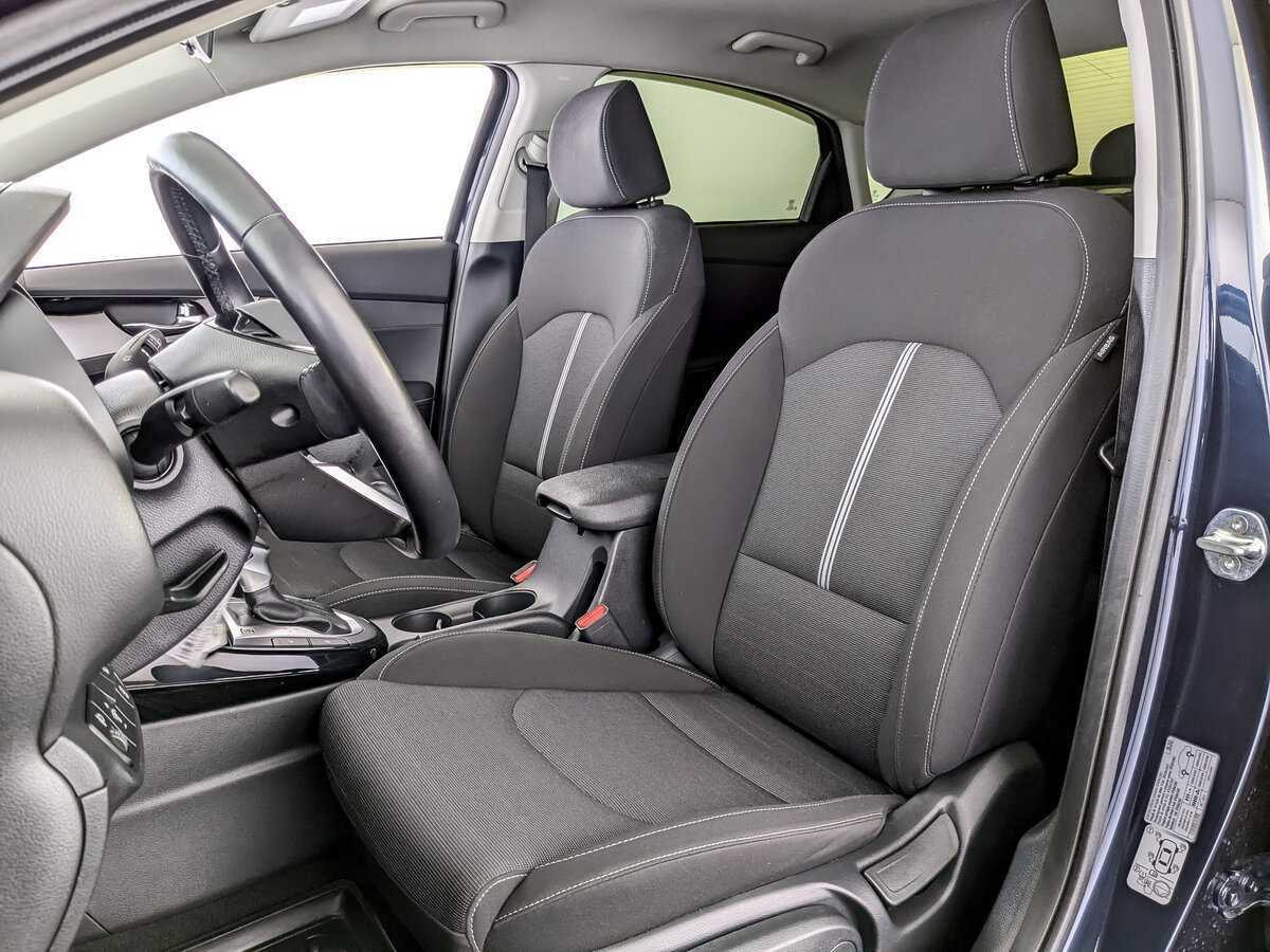 Купить Kia Cerato с пробегом. Фото: #15