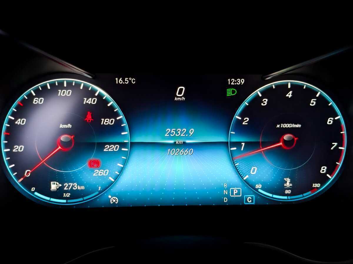 Купить Mercedes-Benz C-Класс с пробегом. Фото: #10