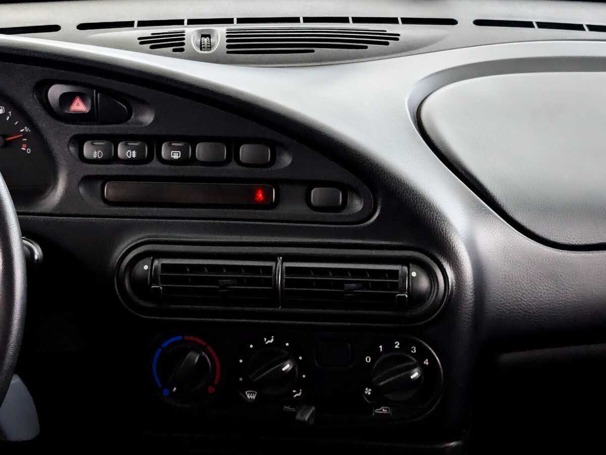 Купить Chevrolet Niva с пробегом. Фото: #12