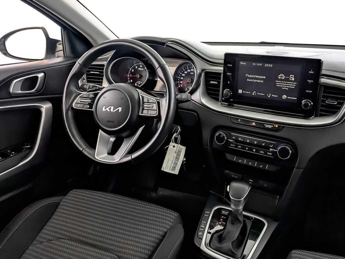 Купить Kia Ceed с пробегом. Фото: #24