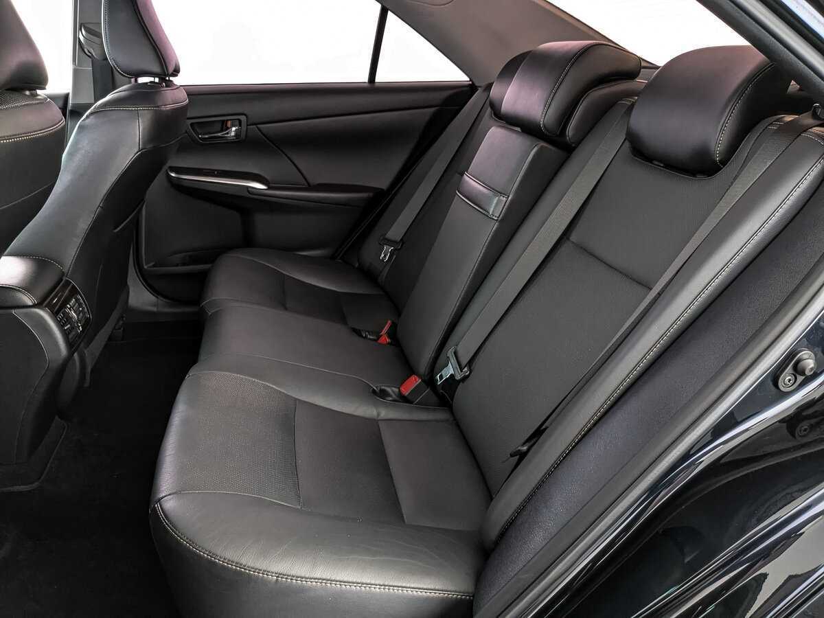 Купить Toyota Camry с пробегом. Фото: #13