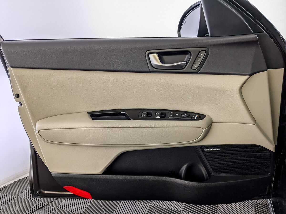 Купить Kia Optima с пробегом. Фото: #14