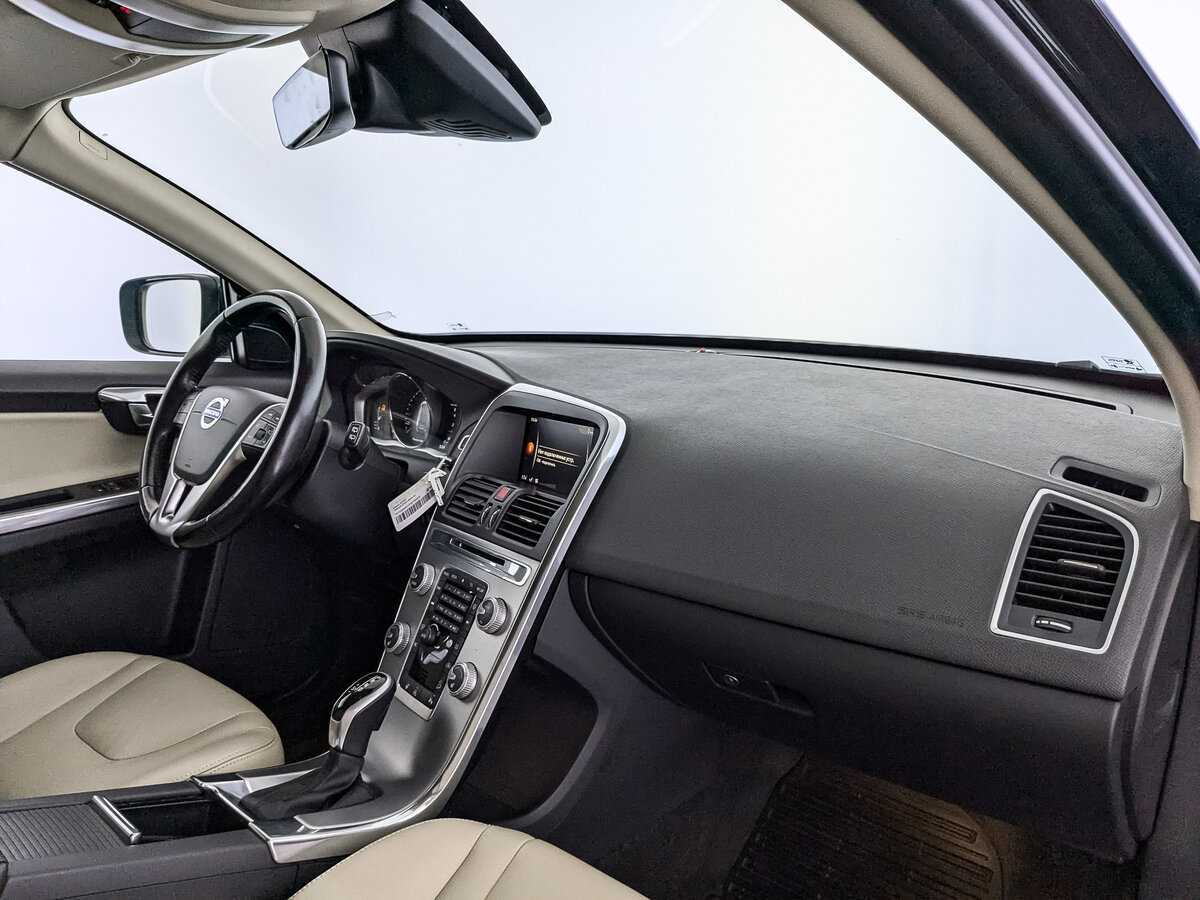 Купить Volvo XC60 с пробегом. Фото: #8
