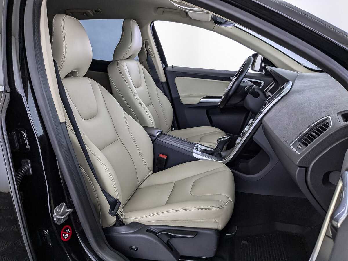 Купить Volvo XC60 с пробегом. Фото: #19