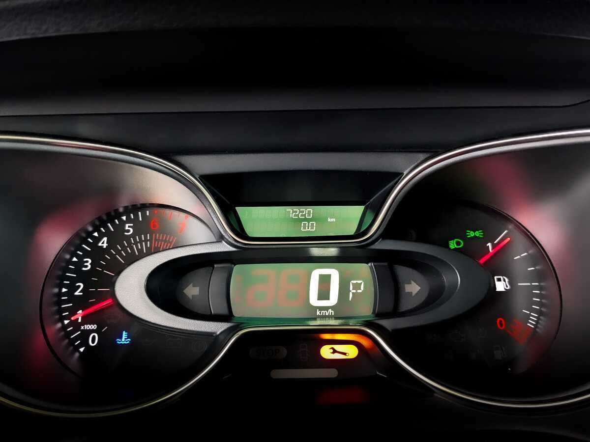 Купить Renault Kaptur с пробегом. Фото: #10