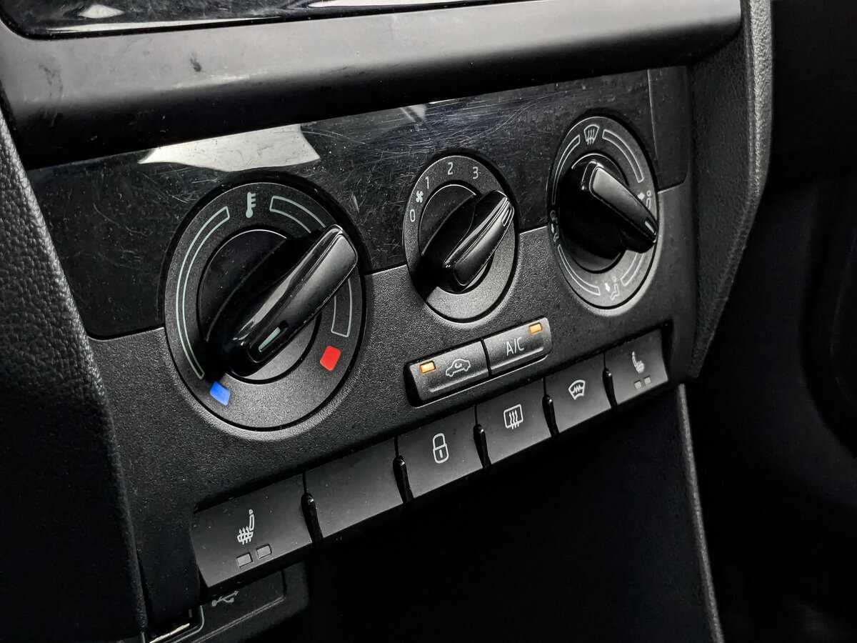 Продажа Б/У Шкода Рапид. Фото: #18