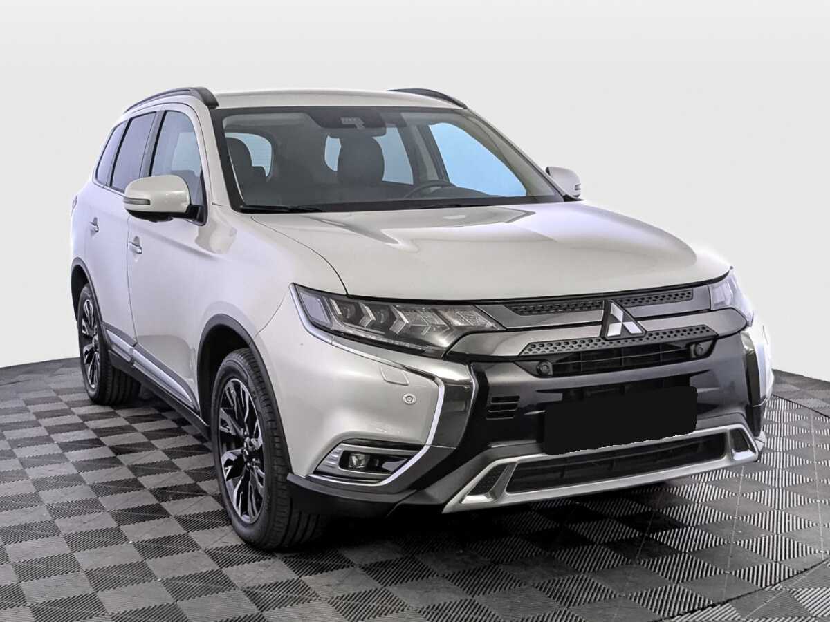 Купить Mitsubishi Outlander с пробегом. Фото: #2