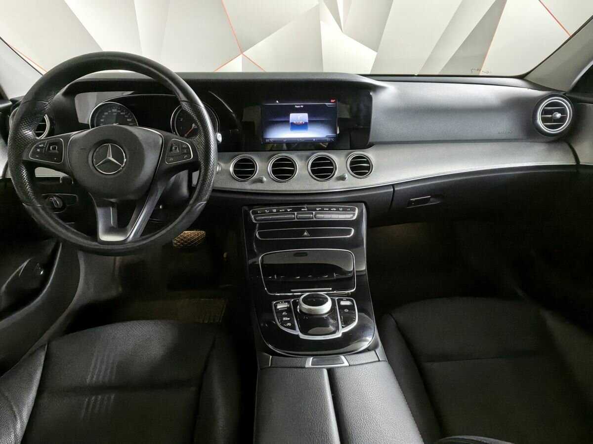 Купить Mercedes-Benz E-Класс с пробегом. Фото: #9