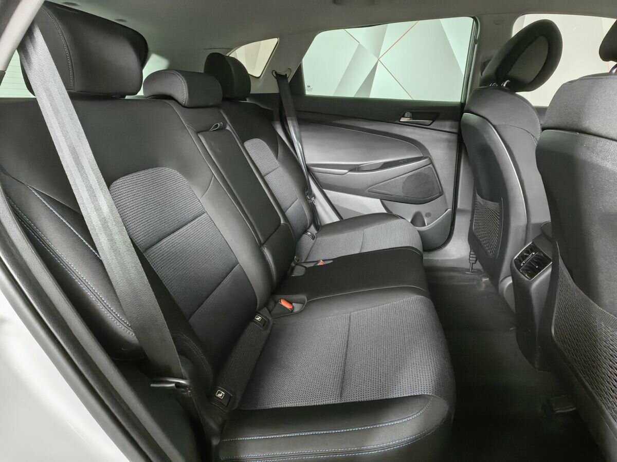 Купить Hyundai Tucson с пробегом. Фото: #11