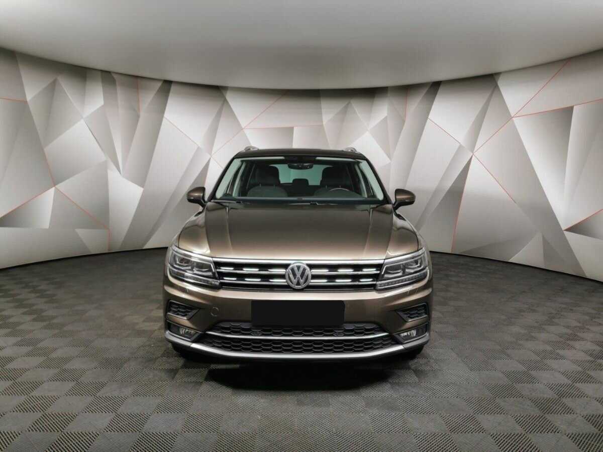 Купить Volkswagen Tiguan с пробегом. Фото: #6