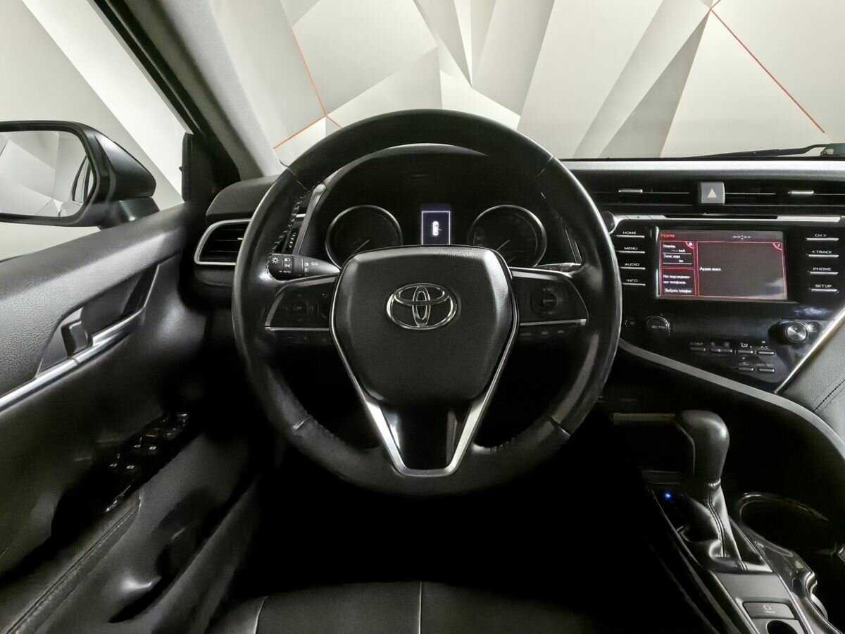 Купить Toyota Camry с пробегом. Фото: #14