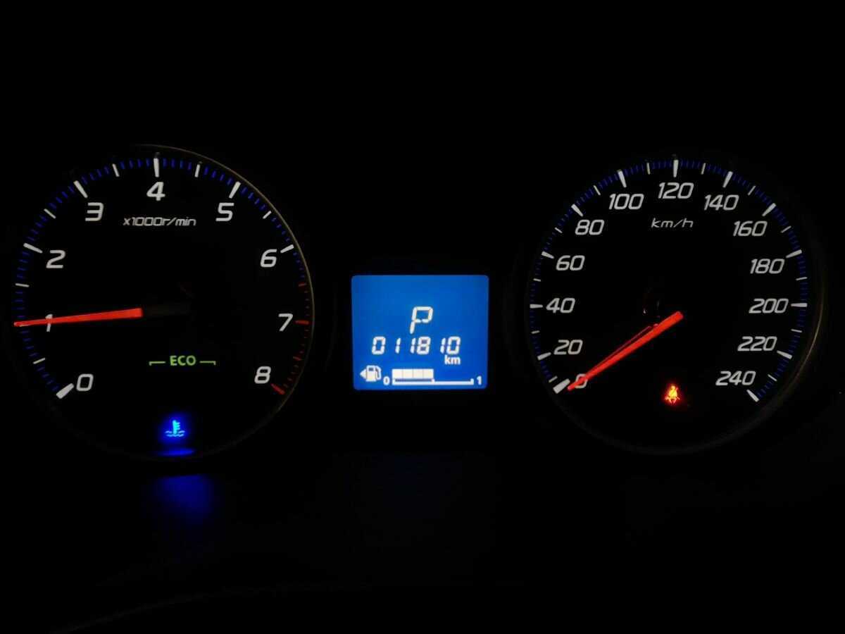 Купить Mitsubishi Outlander с пробегом. Фото: #11