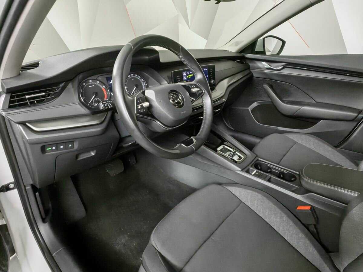 Купить Skoda Octavia с пробегом. Фото: #13