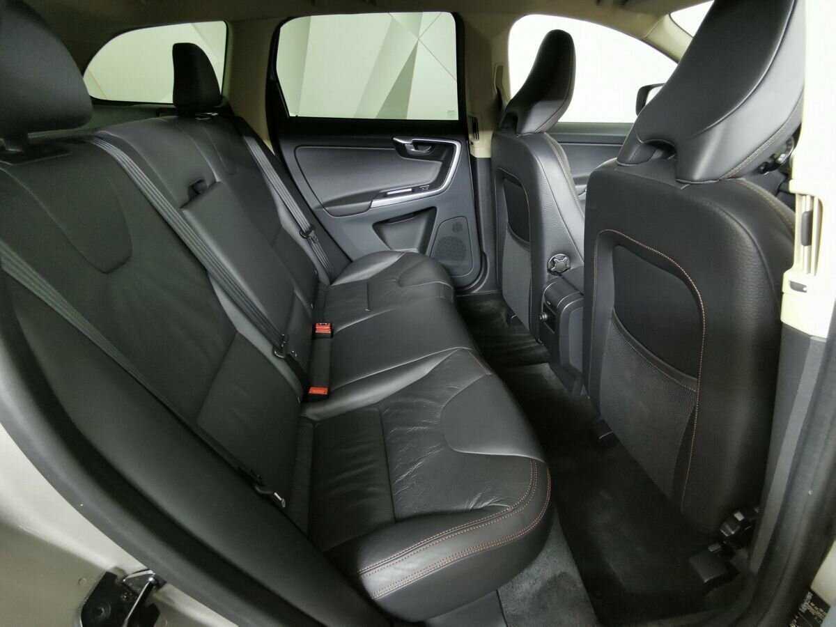 Продажа Б/У Вольво ИксЦ60. Фото: #11