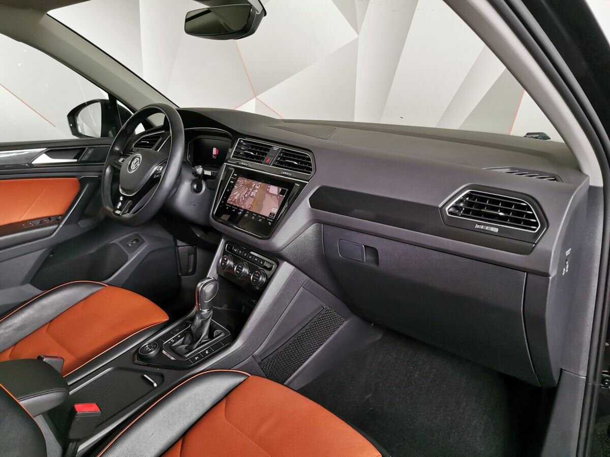 Купить Volkswagen Tiguan с пробегом. Фото: #8