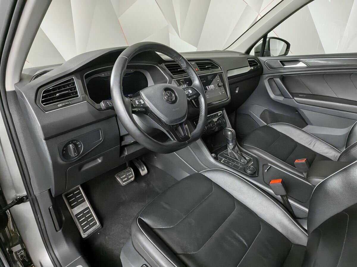 Купить Volkswagen Tiguan с пробегом. Фото: #11