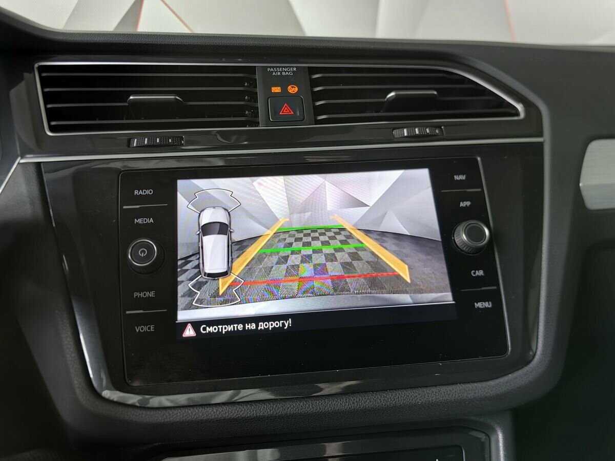 Купить Volkswagen Tiguan с пробегом. Фото: #15