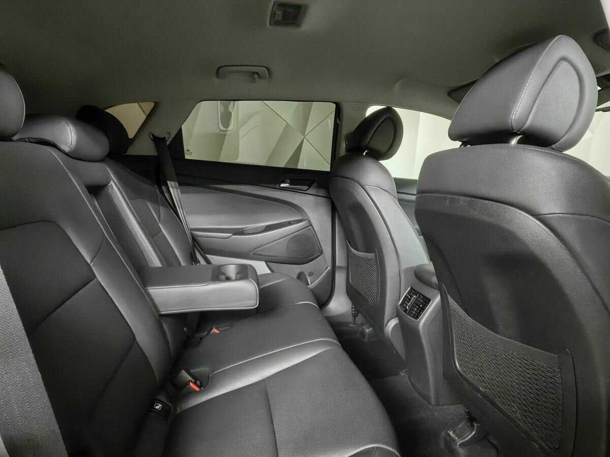 Купить Hyundai Tucson с пробегом. Фото: #11