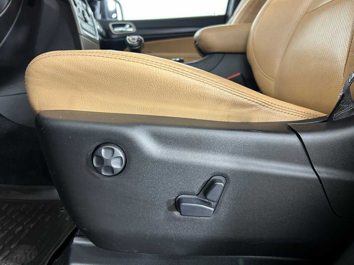 Купить Jeep Grand Cherokee с пробегом. Фото: #9