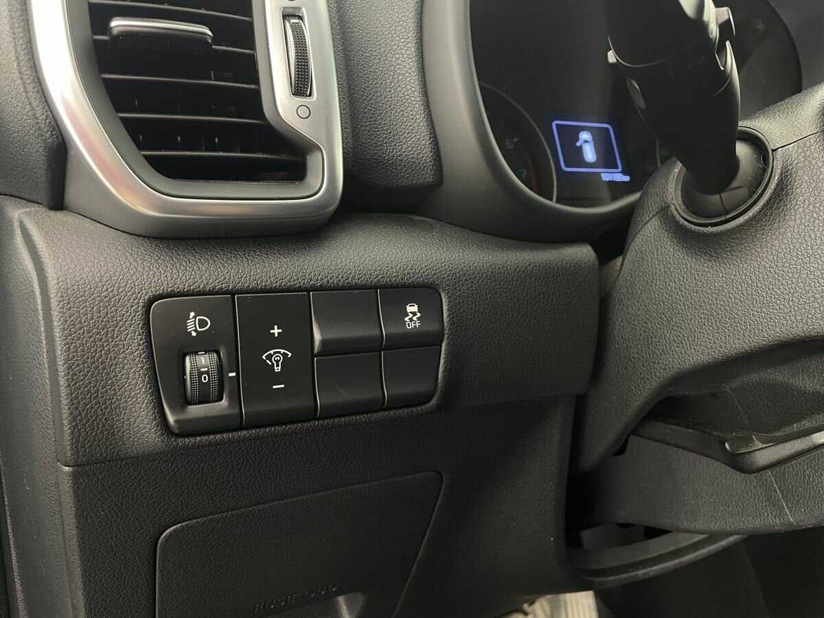 Купить Kia Sportage с пробегом. Фото: #8