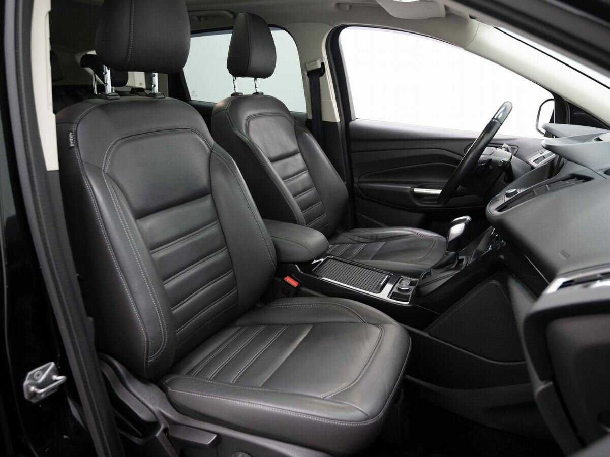 Купить Ford Kuga с пробегом. Фото: #11