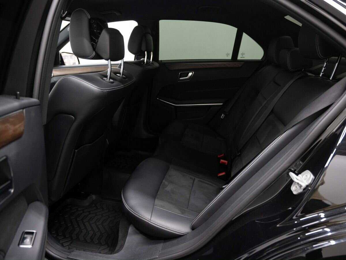 Купить Mercedes-Benz E-Класс с пробегом. Фото: #8