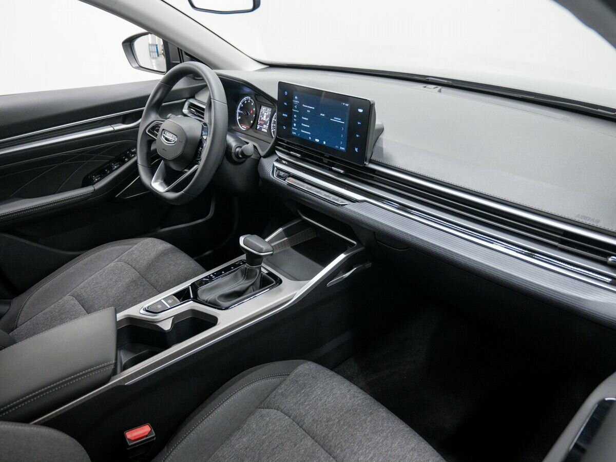 Купить Geely Emgrand с пробегом. Фото: #6