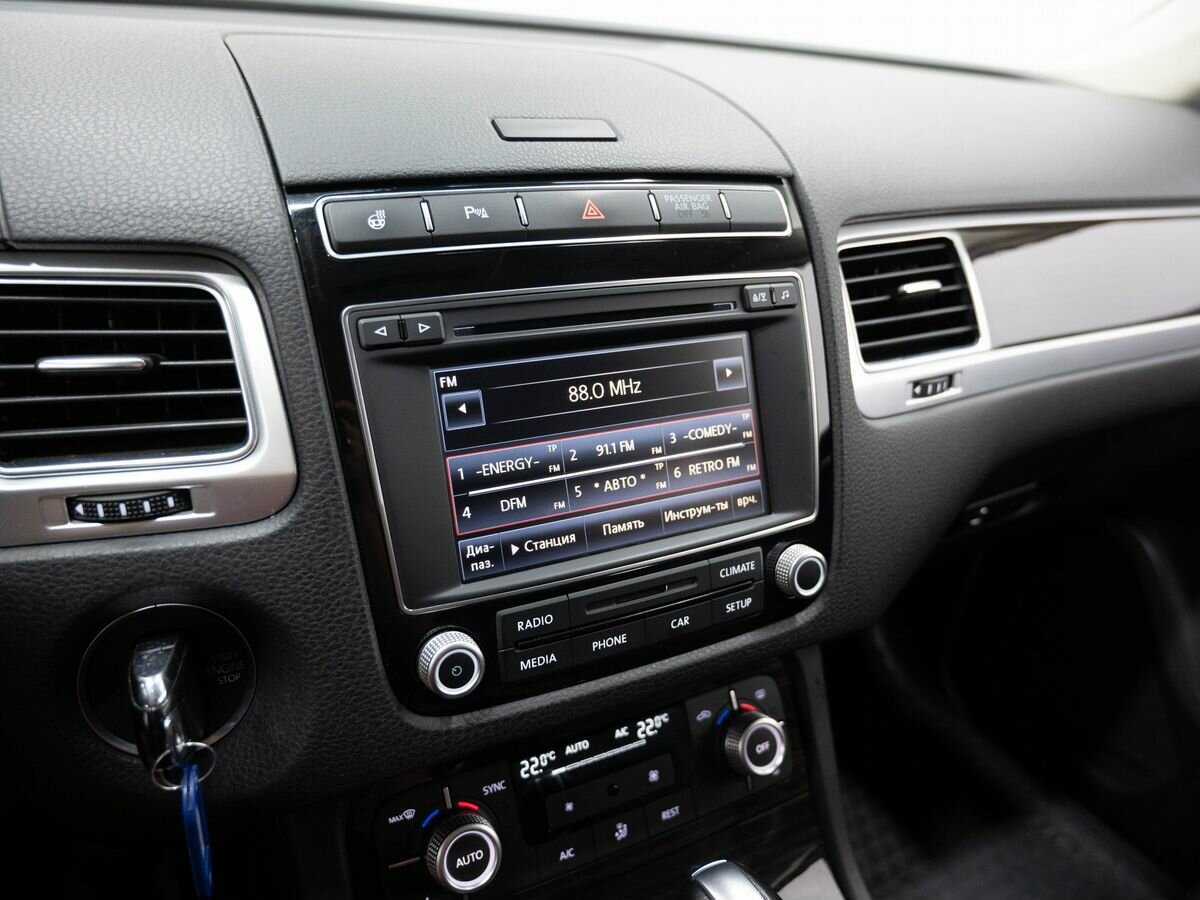 Купить Volkswagen Touareg с пробегом. Фото: #20