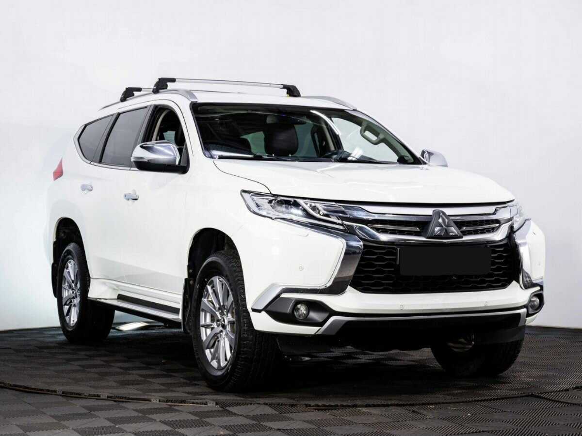 Купить Mitsubishi Pajero Sport с пробегом. Фото: #2